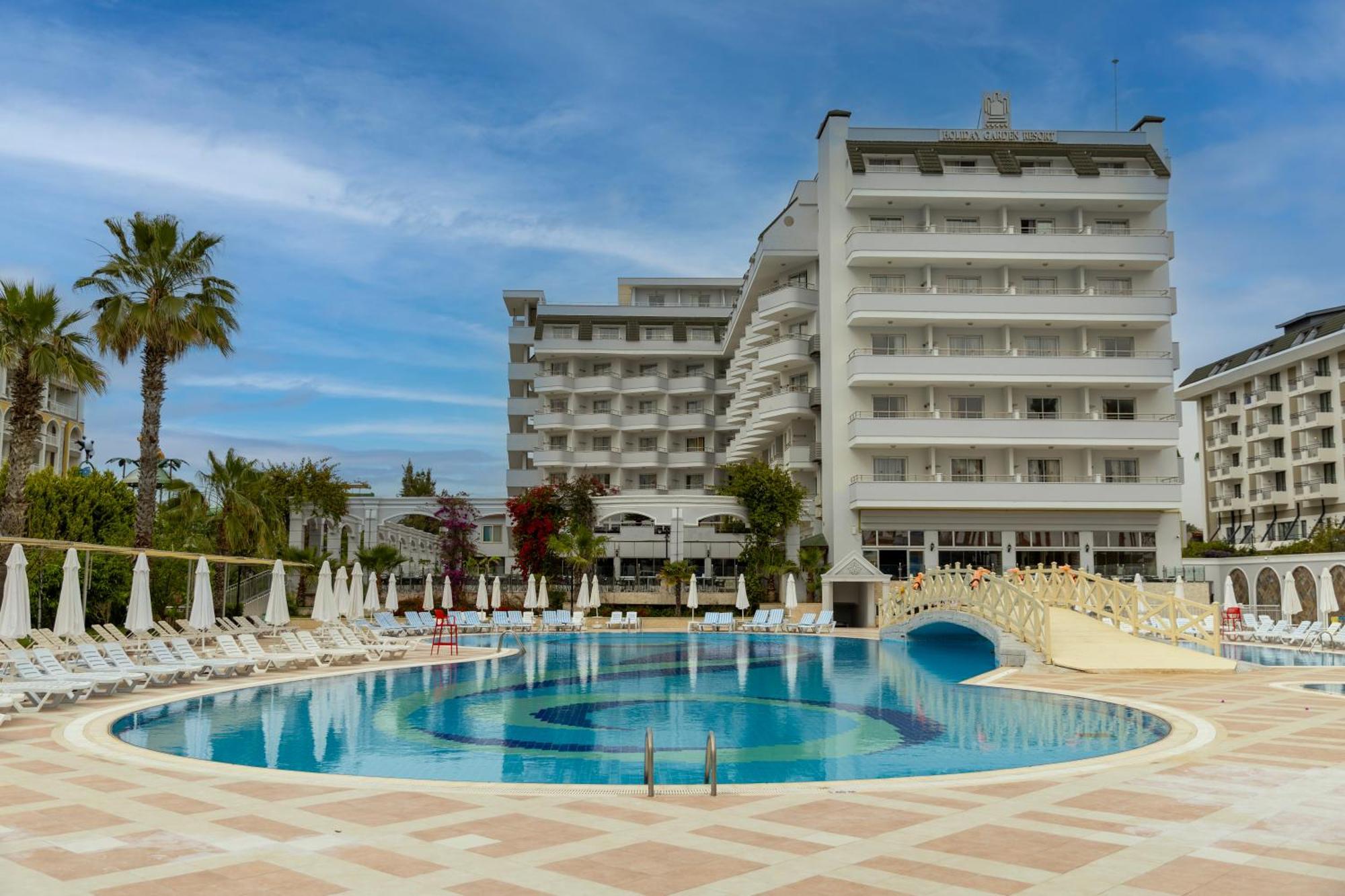 Holiday Garden Resort Okurcalar Exterior photo