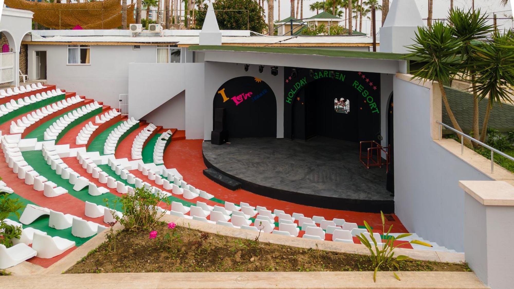 Holiday Garden Resort Okurcalar Exterior photo